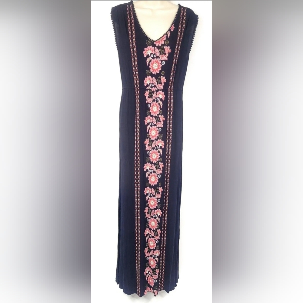 5/$25 Xhilaration Women Dress Boho Floral detail